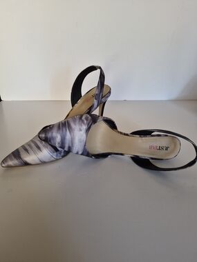 JustFab Gray Marbled Pointed-Toe Slingback Heels